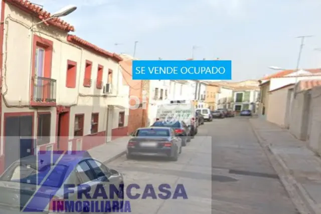 Casa en venta en Cerca de La Plaza de Santa Cruz