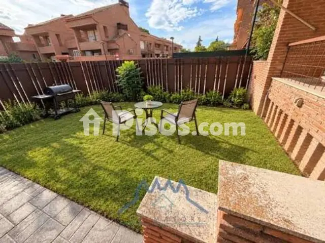 Casa en venta en Calle Calle Alberca, 14