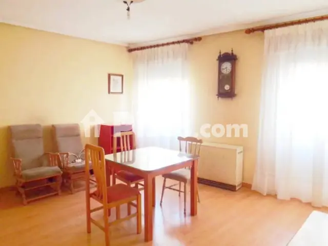 Chalet en venta en Valdepeñas