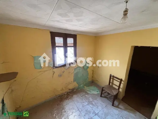 Casa adosada en venta en La Solana