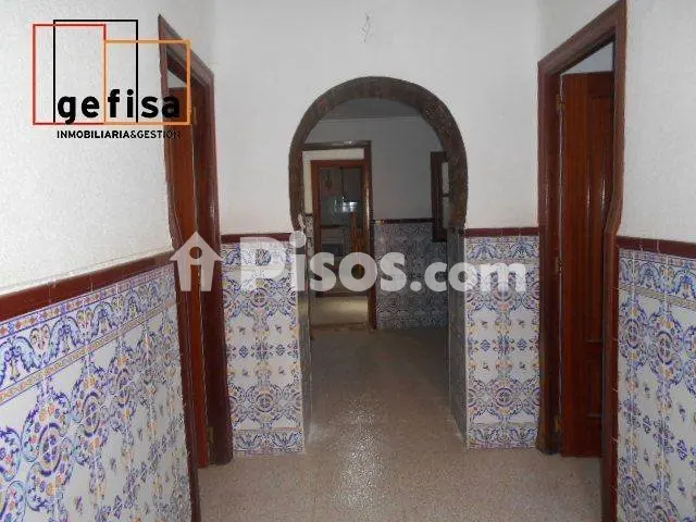 Casa adosada en venta en Valdepeñas