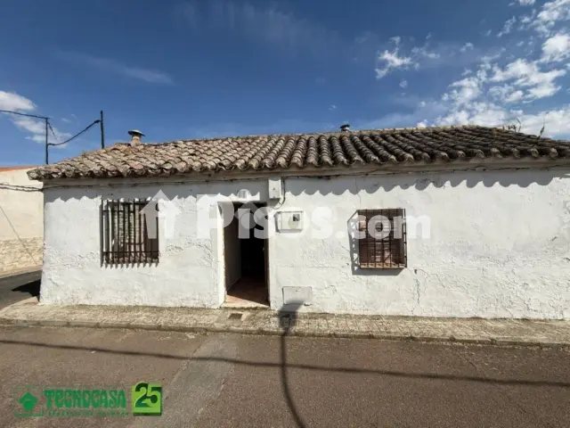 Casa adosada en venta en Área Rural-Valverde-Las Casas