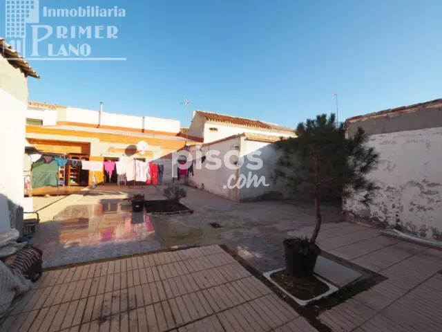 Casa en venta en Campomanes