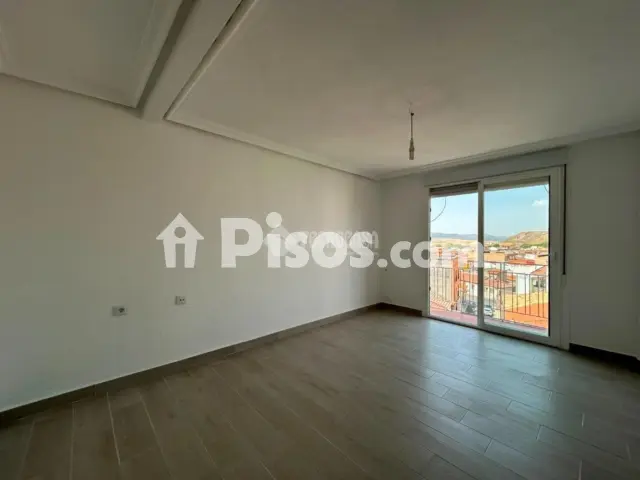 Piso en venta en Cañamares-Libertad