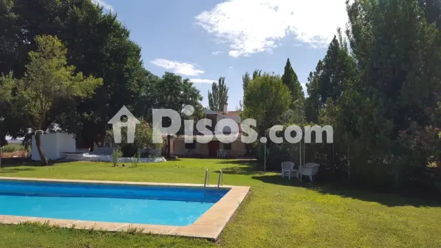 Chalet en venta en Calle Celada