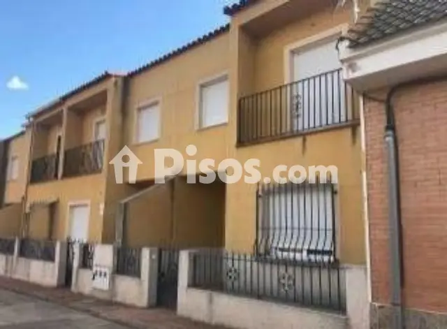 Casa en venta en Calle Cldon Vicente Plaza