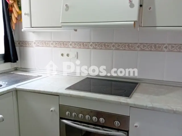 Casa adosada en venta en Plaza del Castillo, 1